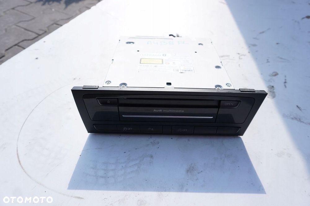 CZYTNIK NAWIGACJI 8R2035652B AUDI A4 B8 FL - 1