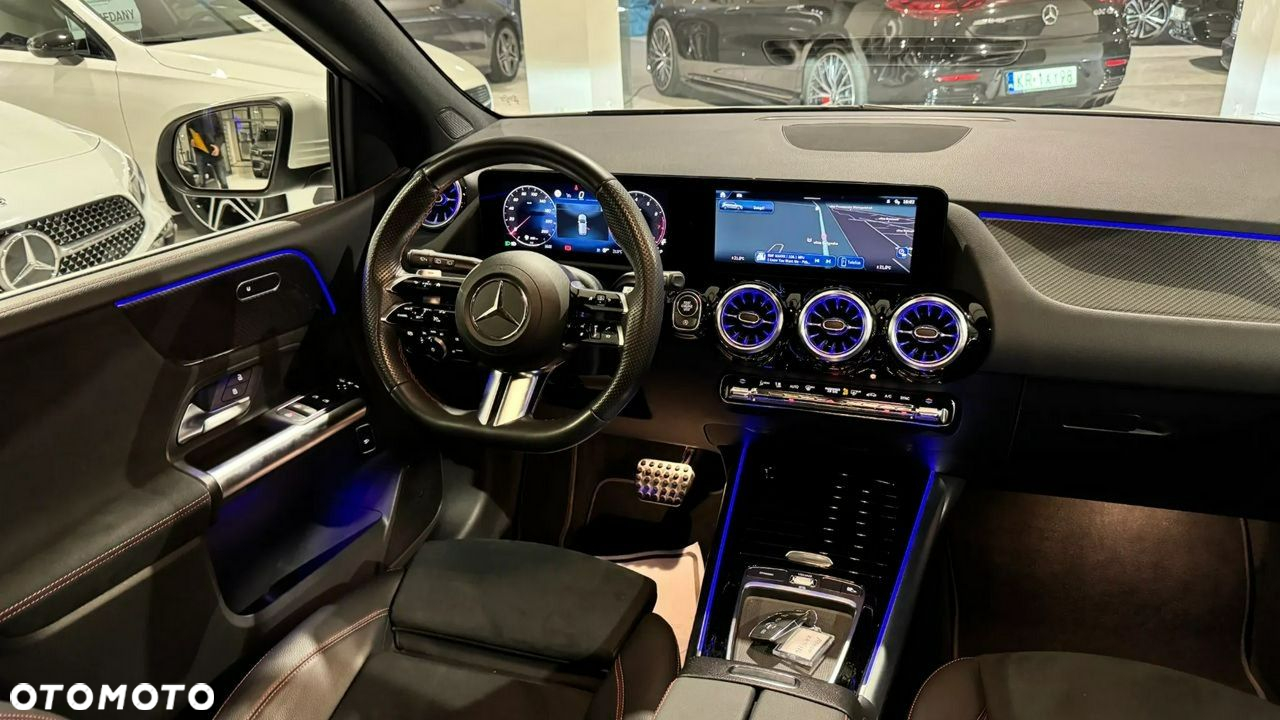 Mercedes-Benz Klasa B 200 AMG Line 7G-DCT - 29