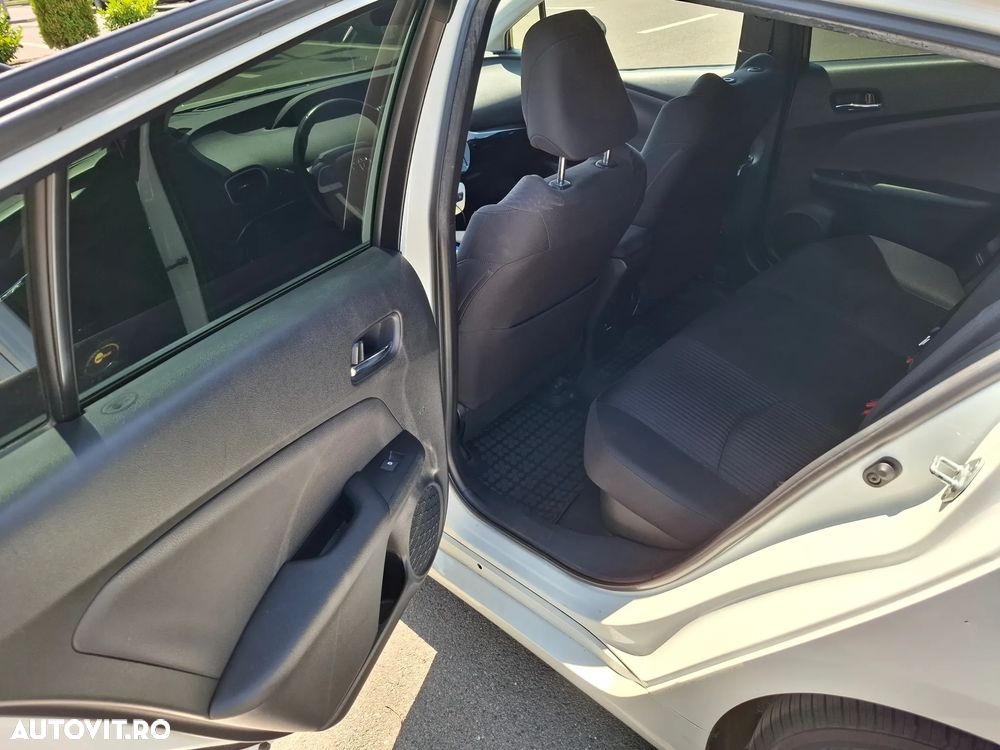 Toyota Prius - 11