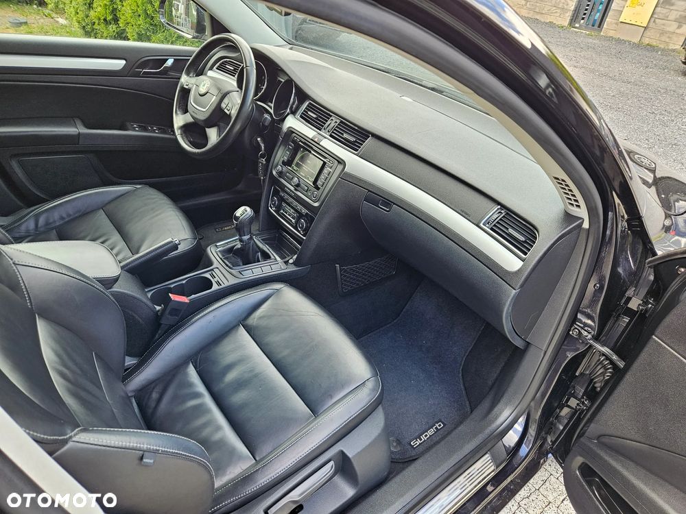 Skoda Superb 1.8 TSI Exclusive - 13