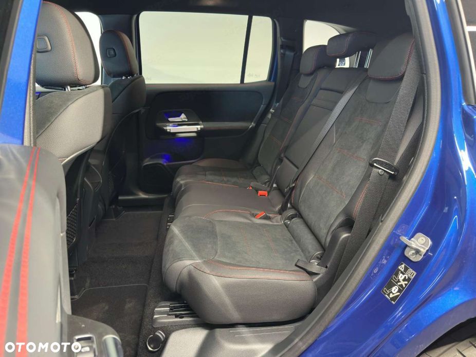 Mercedes-Benz GLB 200 d 4-Matic AMG Line 8G-DCT - 11