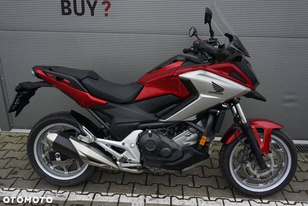 Honda NC - 18