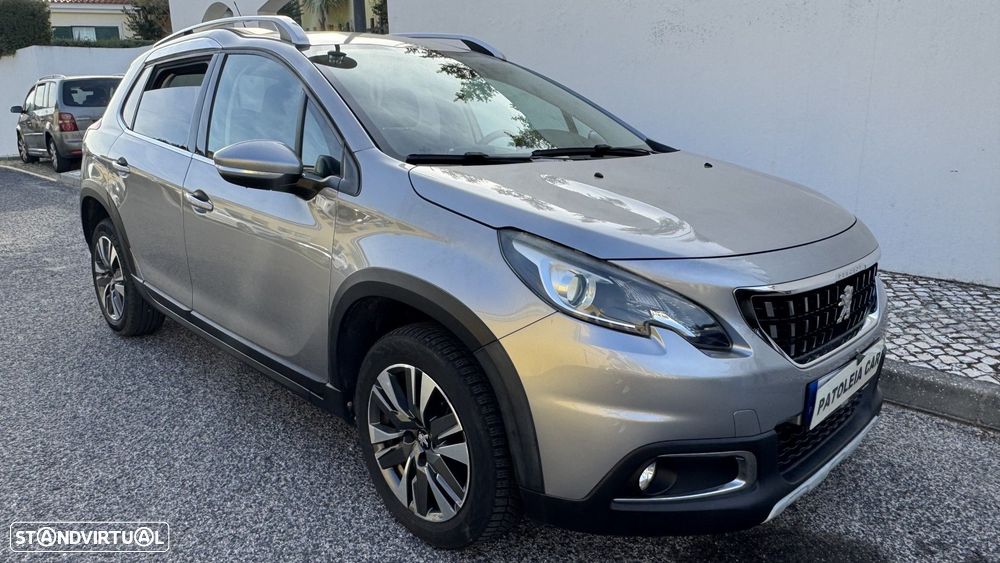 Peugeot 2008 1.2 PureTech Allure EAT6 - 2
