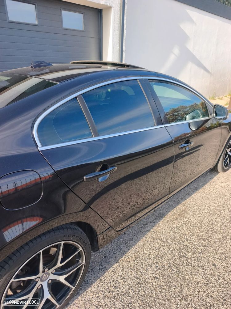 Volvo S60 2.0 D3 Momentum - 30