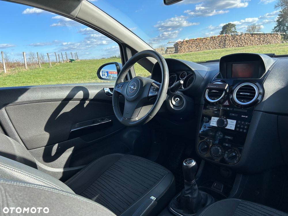 Opel Corsa 1.4 16V Energy - 16