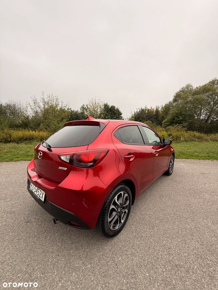 Mazda 2 - 6