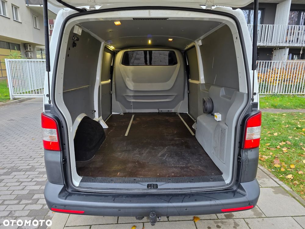 Volkswagen Transporter - 18