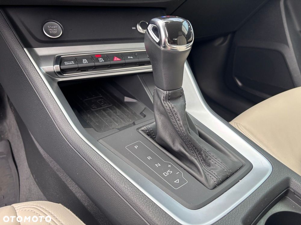 Audi Q3 - 17