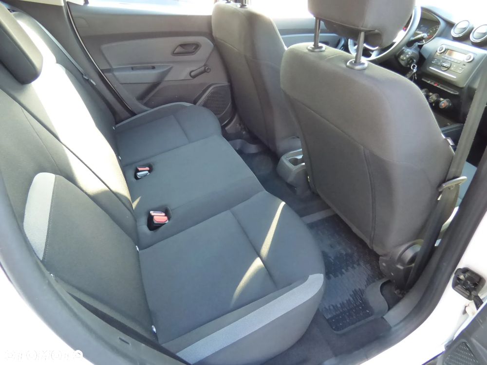Dacia Duster 1.6 SCe S&S - 19