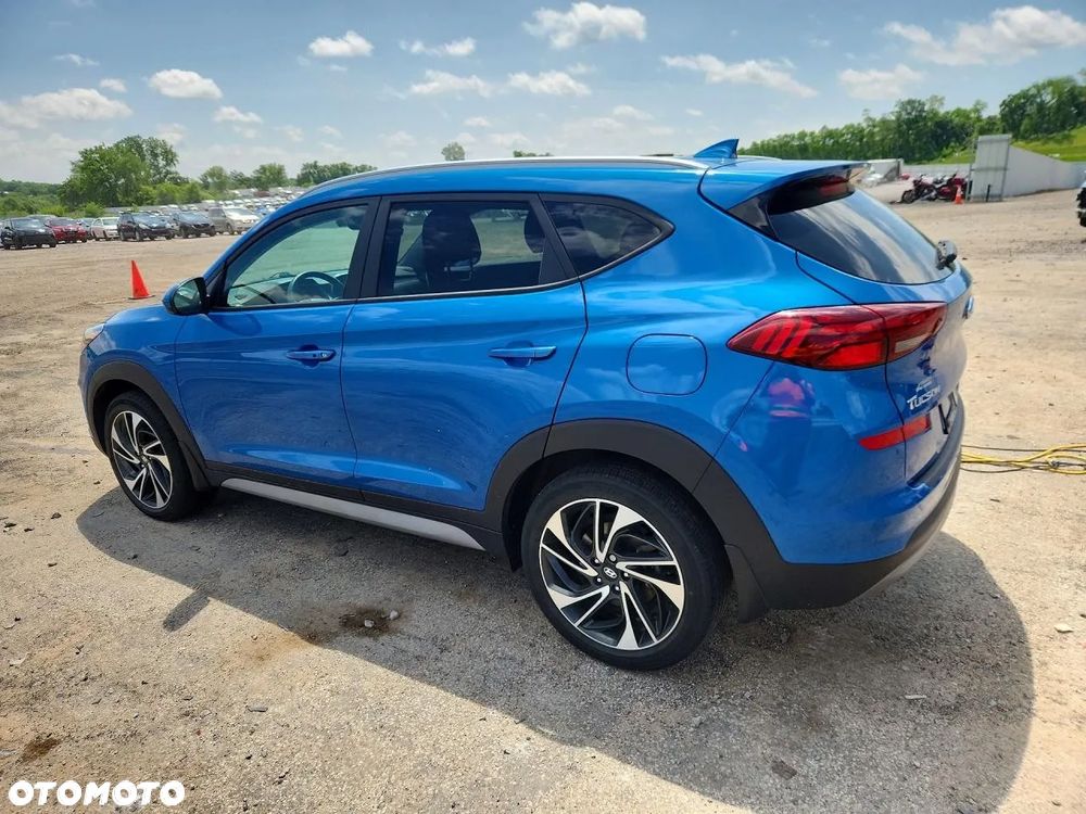 Hyundai Tucson - 4