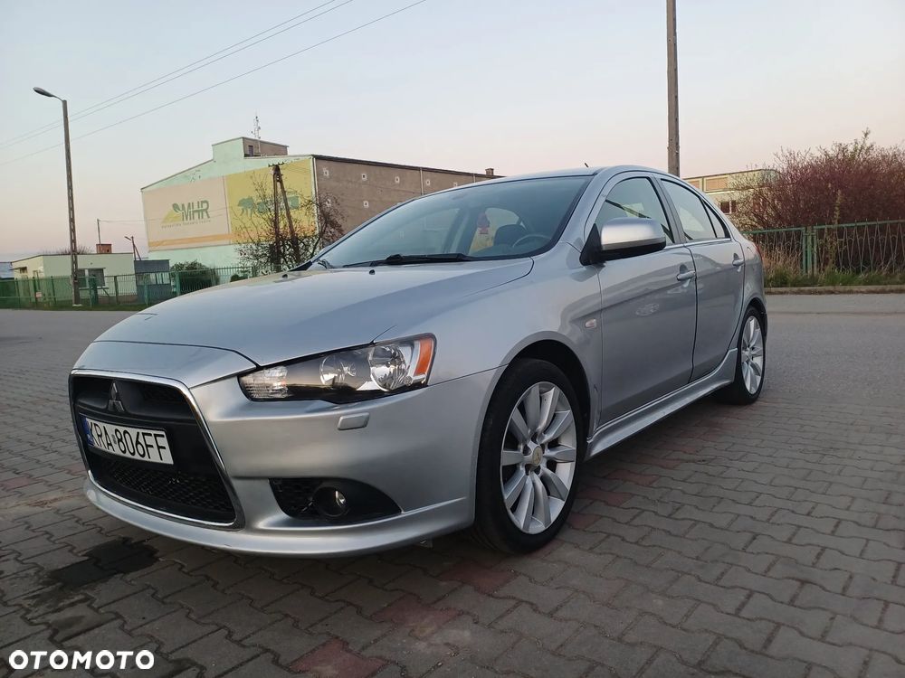 Mitsubishi Lancer 1.8 Invite - 1