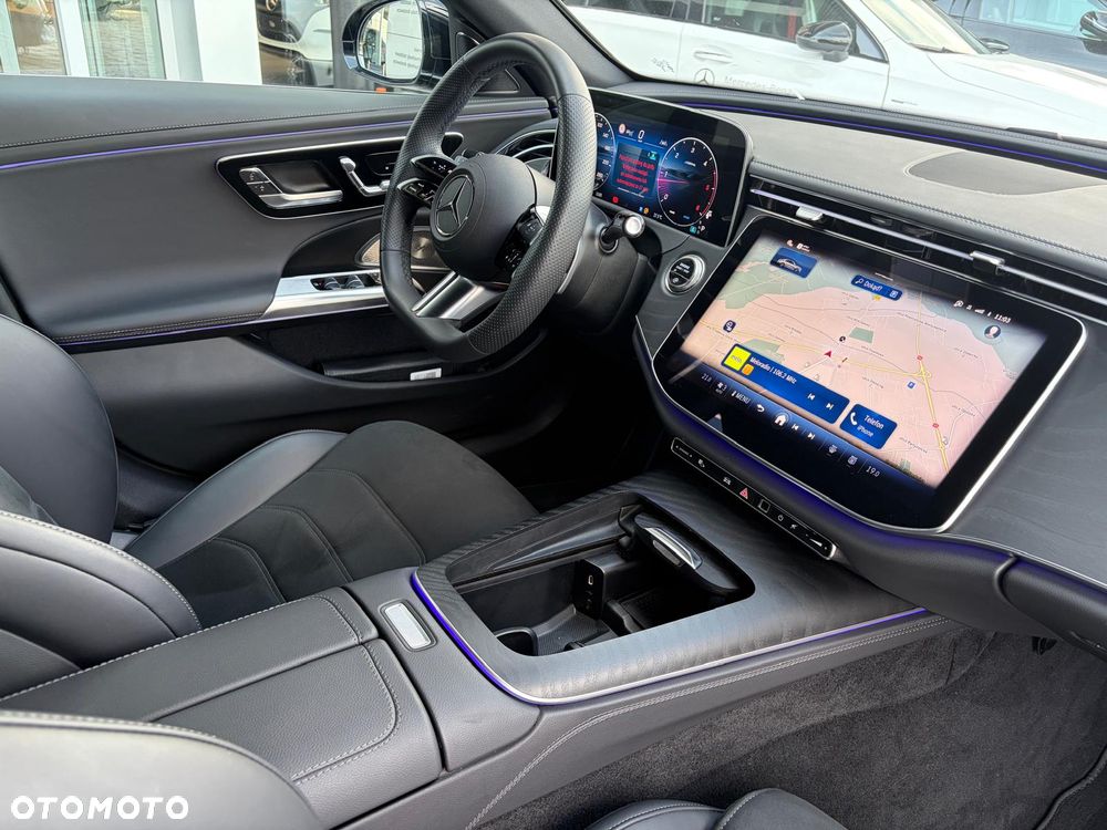 Mercedes-Benz Klasa E 220 d 4Matic 9G-TRONIC Edition AMG Line - 23
