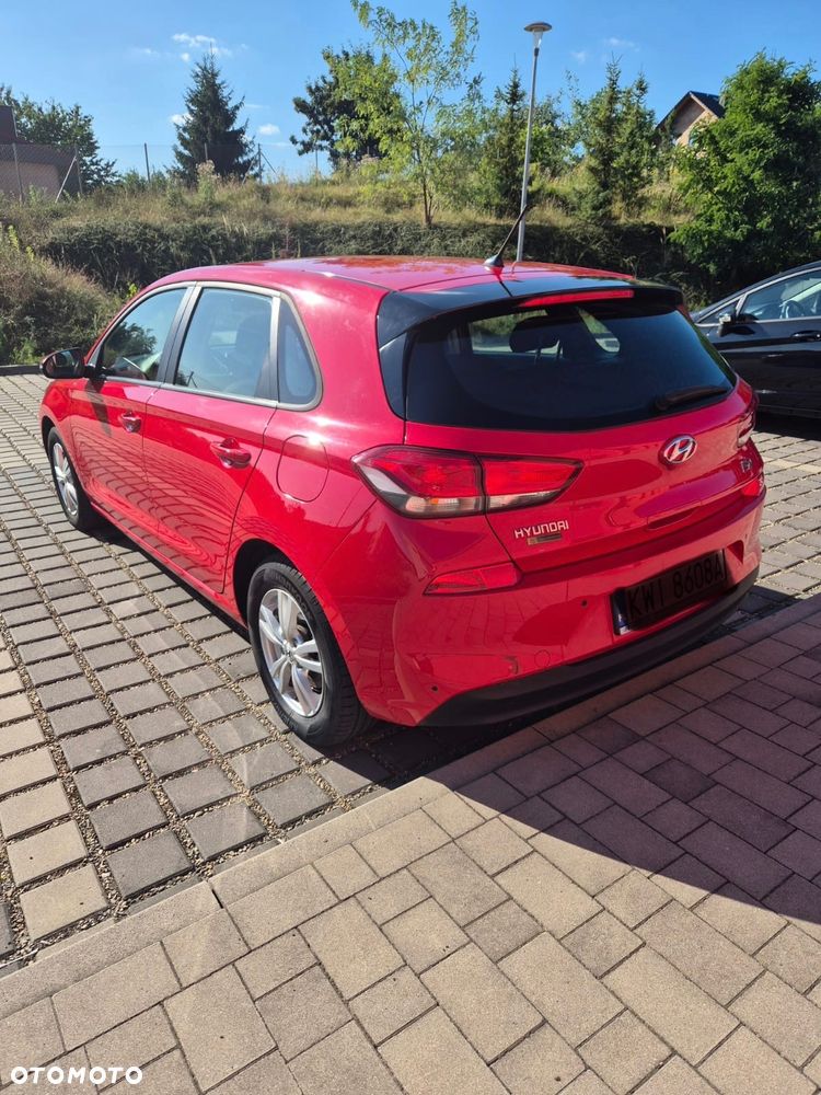 Hyundai i30 1.4 Classic + - 6