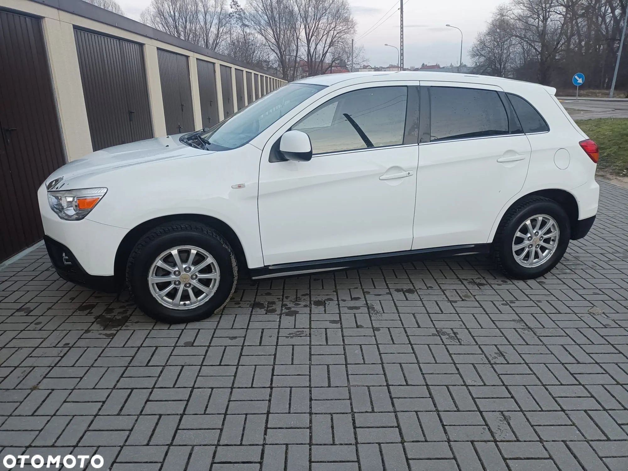 Mitsubishi ASX 1.8 DID Instyle 4WD AS&G - 1