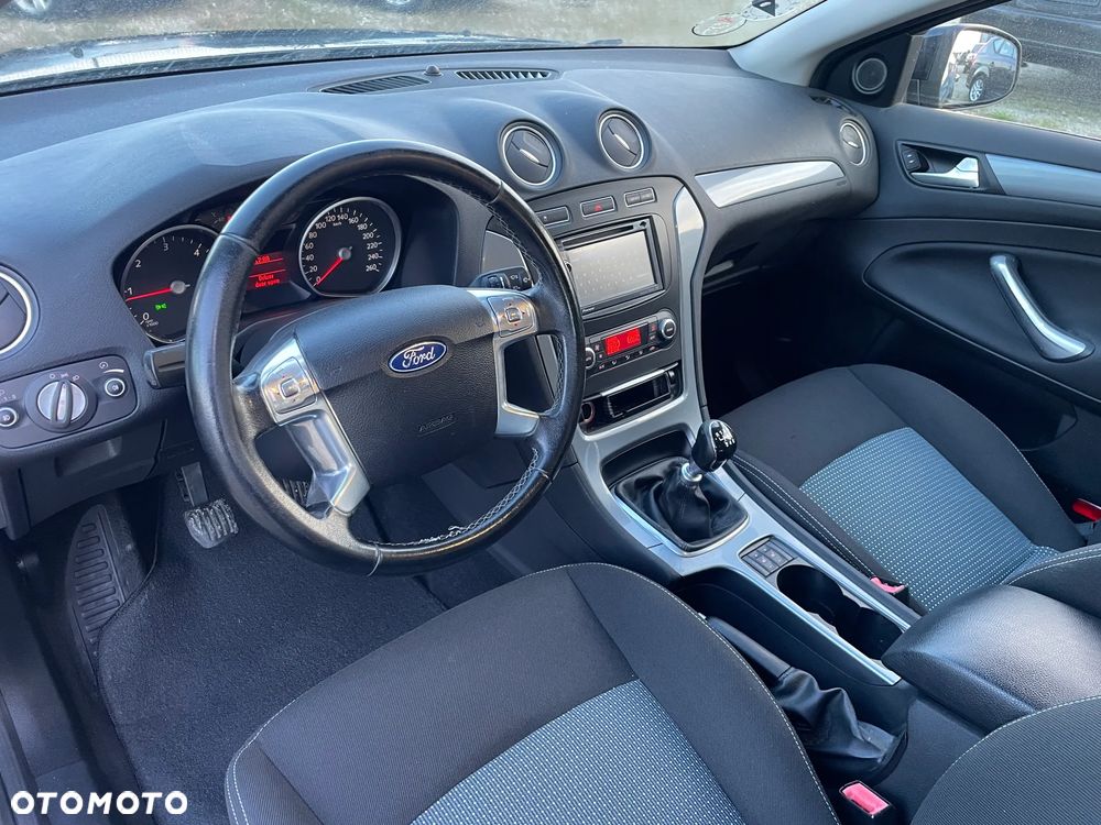 Ford Mondeo 2.0 TDCi S - 11