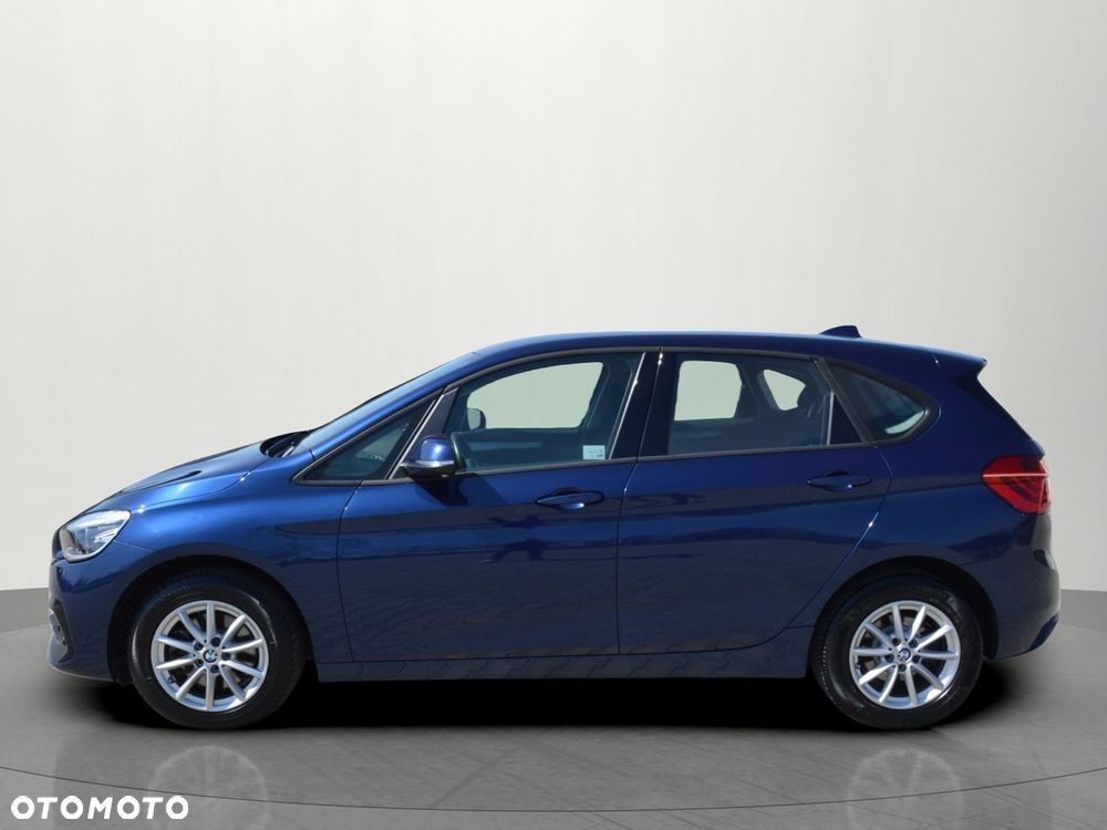 BMW Seria 2 218d - 5