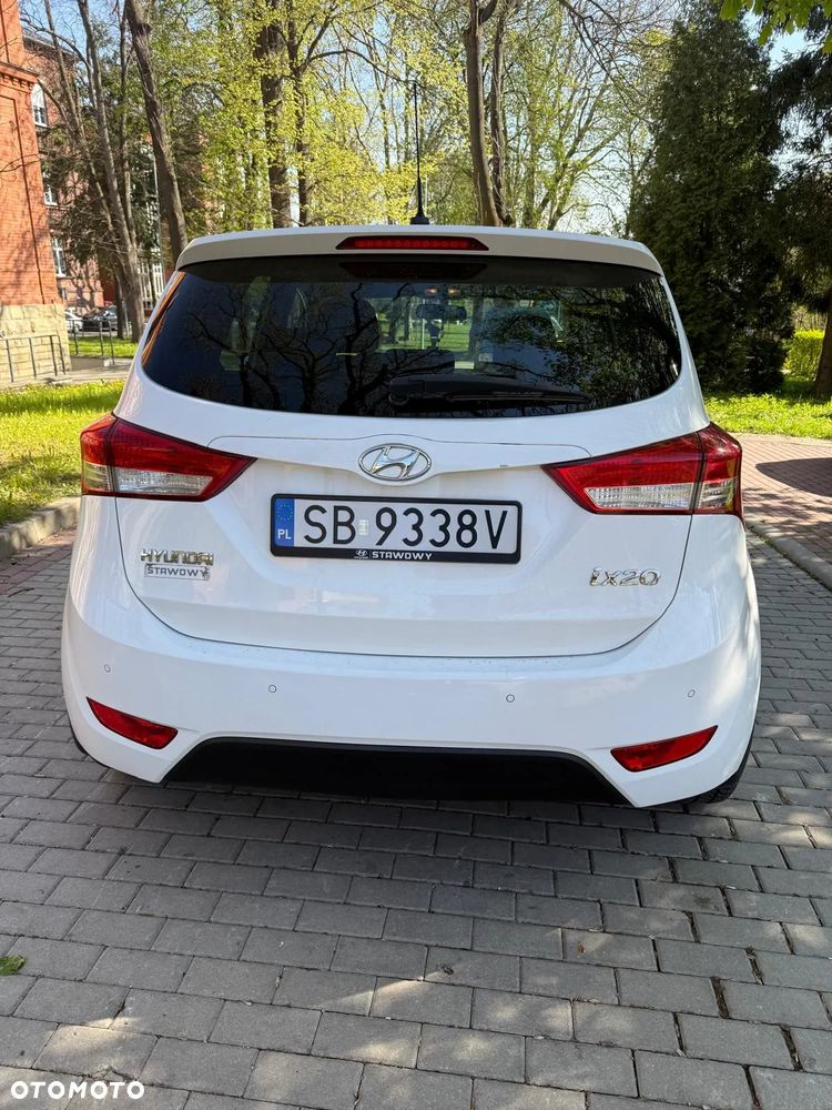 Hyundai ix20 1.6 BlueDrive Comfort - 4