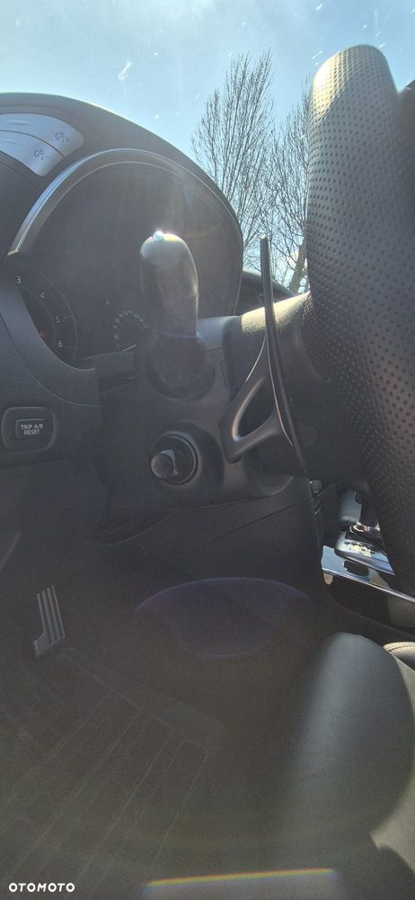 Infiniti Q70 3.0d S Premium - 15