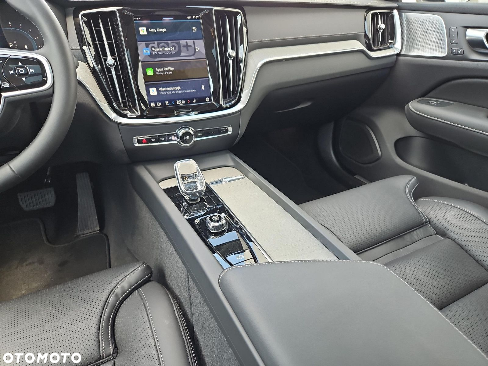 Volvo S60 B5 B AWD Ultimate Dark - 24