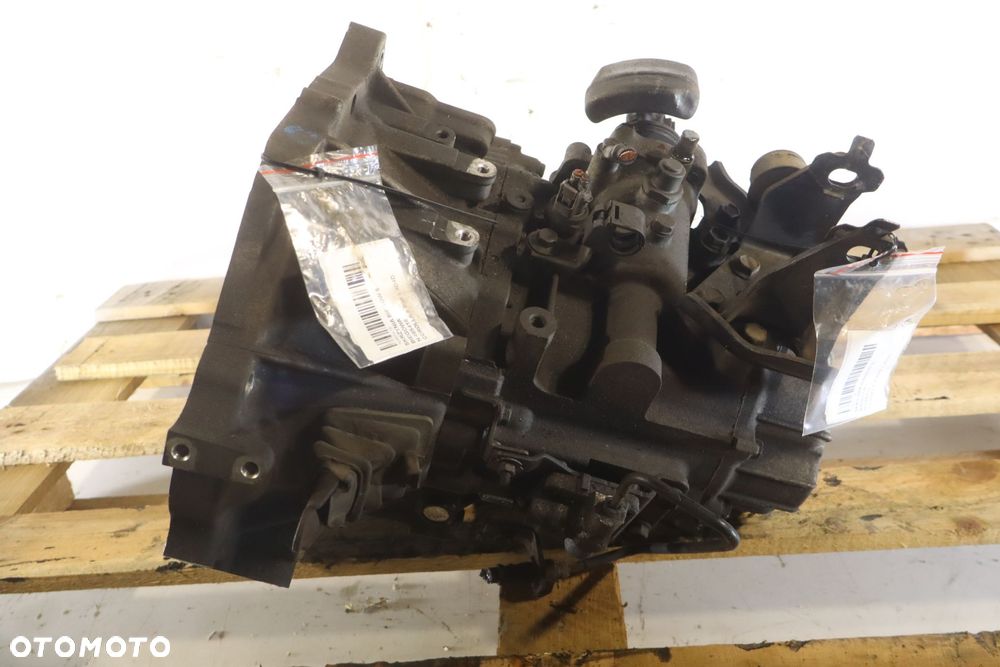 SKRZYNIA BIEGÓW 5 BIEGOWA TOYOTA COROLLA X E15 1.4D4D 31115-0202 - 4