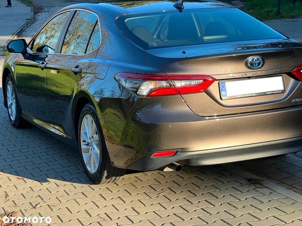 Toyota Camry 2.5 Hybrid Comfort CVT - 3