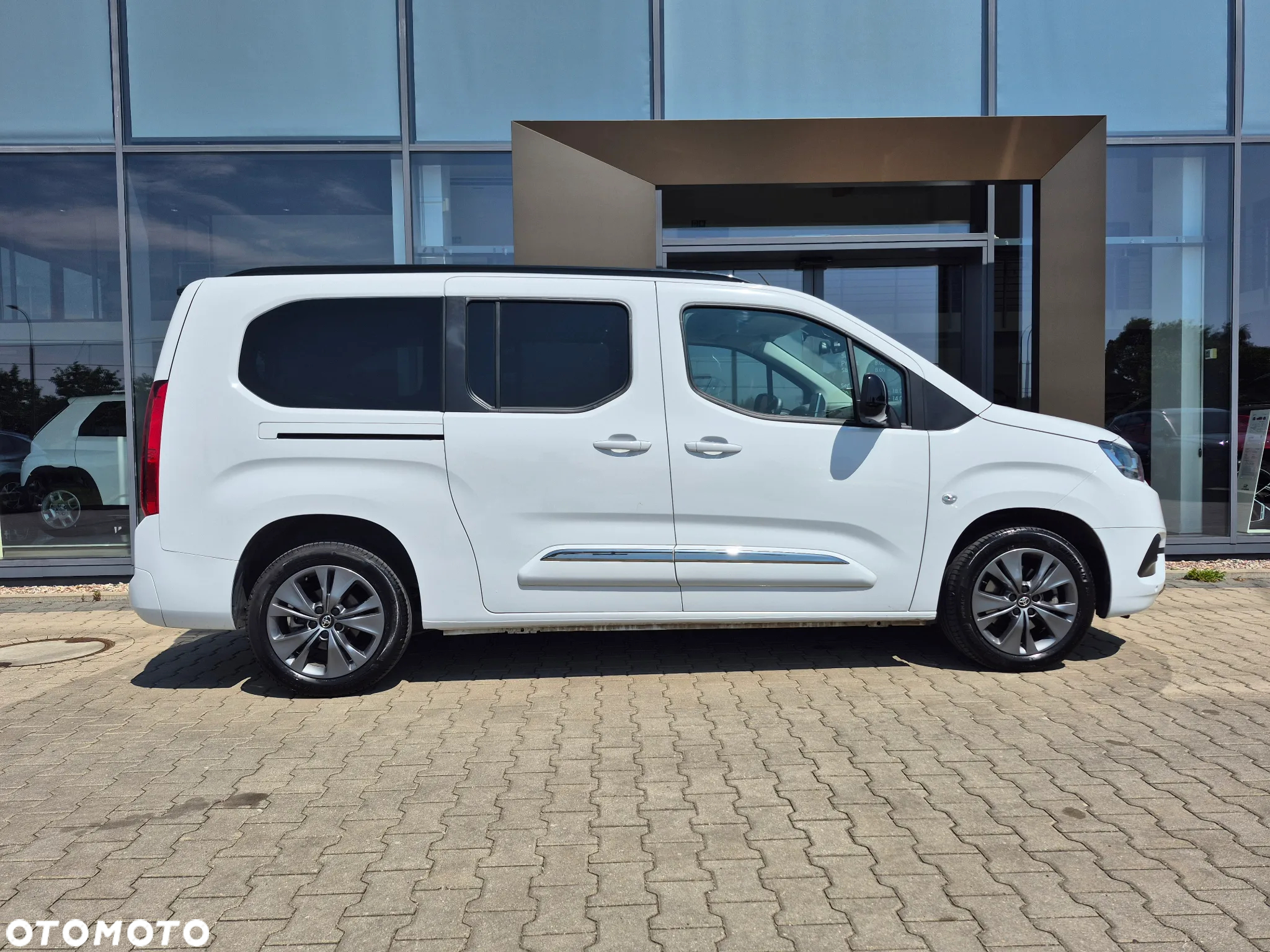 Toyota Proace City Verso 1.5 D-4D Family - 3