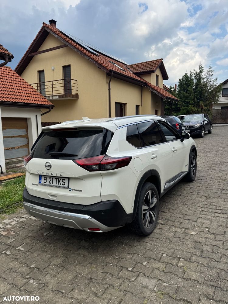 Nissan X-Trail e4ORCE 5 locuri Tekna - 3