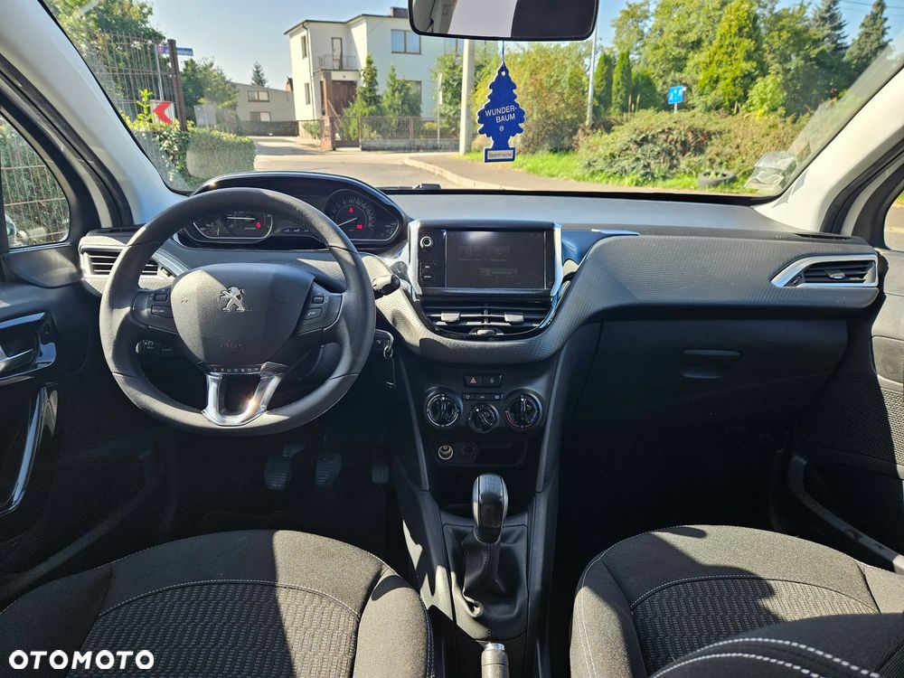 Peugeot 208 PureTech 82 Active - 13