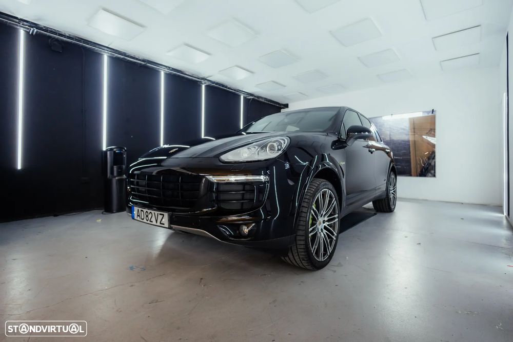Porsche Cayenne S Hybrid Tiptronic S - 2
