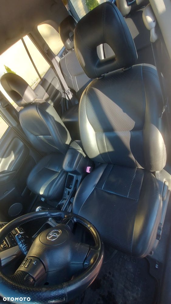 Toyota RAV4 2.0 VVT-i 4x4 - 14