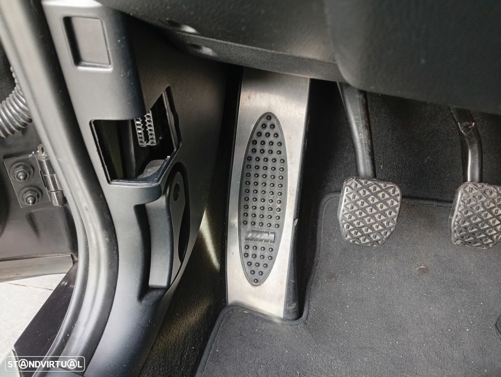 BMW 118 d Pack M - 20