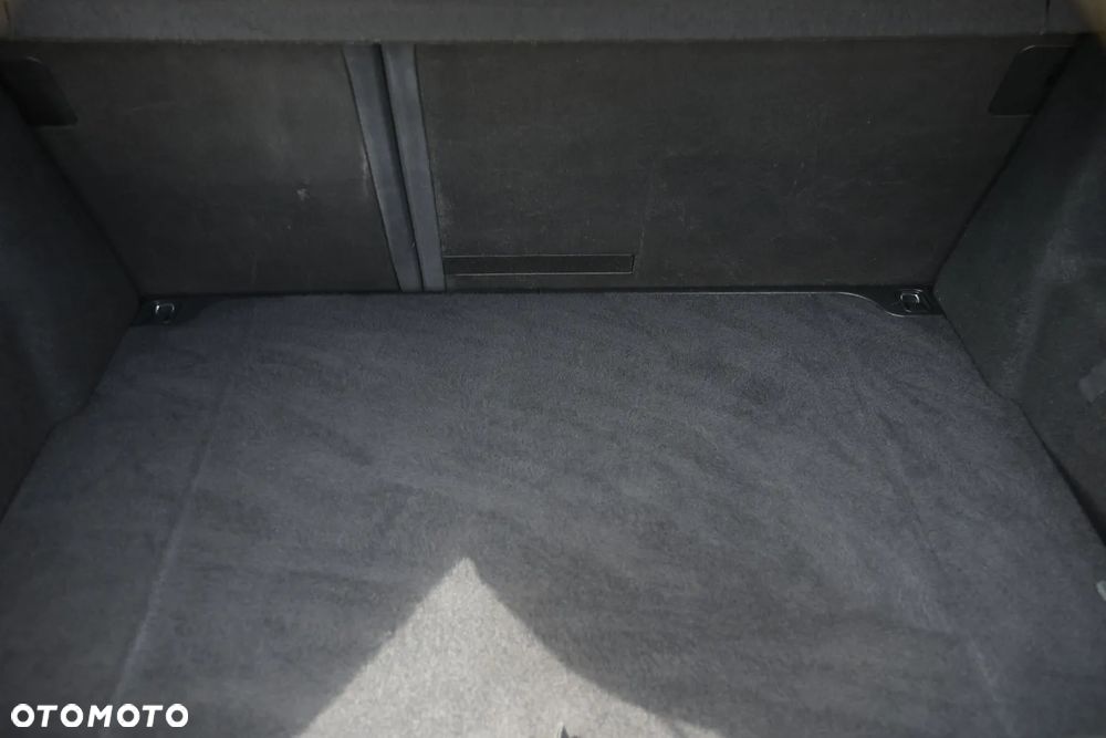 Hyundai i30 1.6 GDI Premium - 20