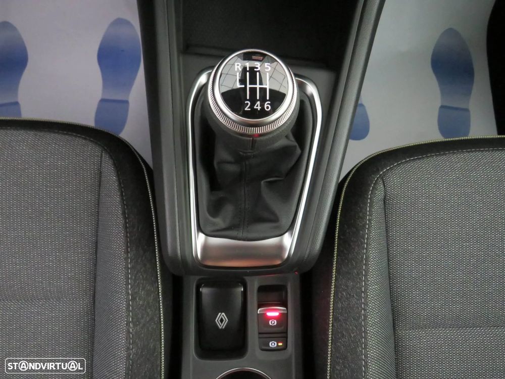 Renault Captur 1.0 TCe Techno Bi-Fuel - 48