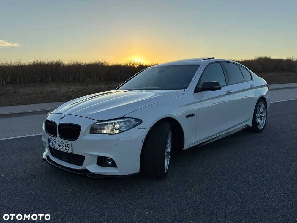 BMW Seria 5 535i Sport-Aut Modern Line - 2