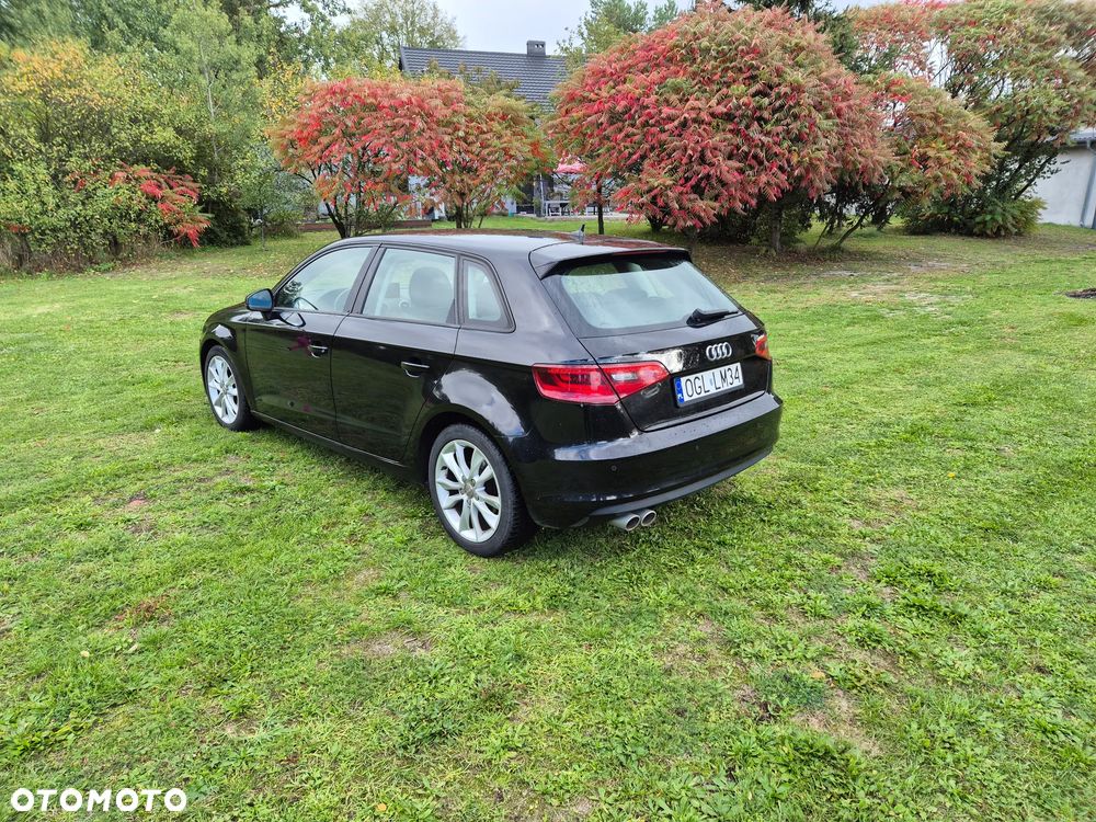 Audi A3 Sportback 2.0 TDI Ambiente - 6