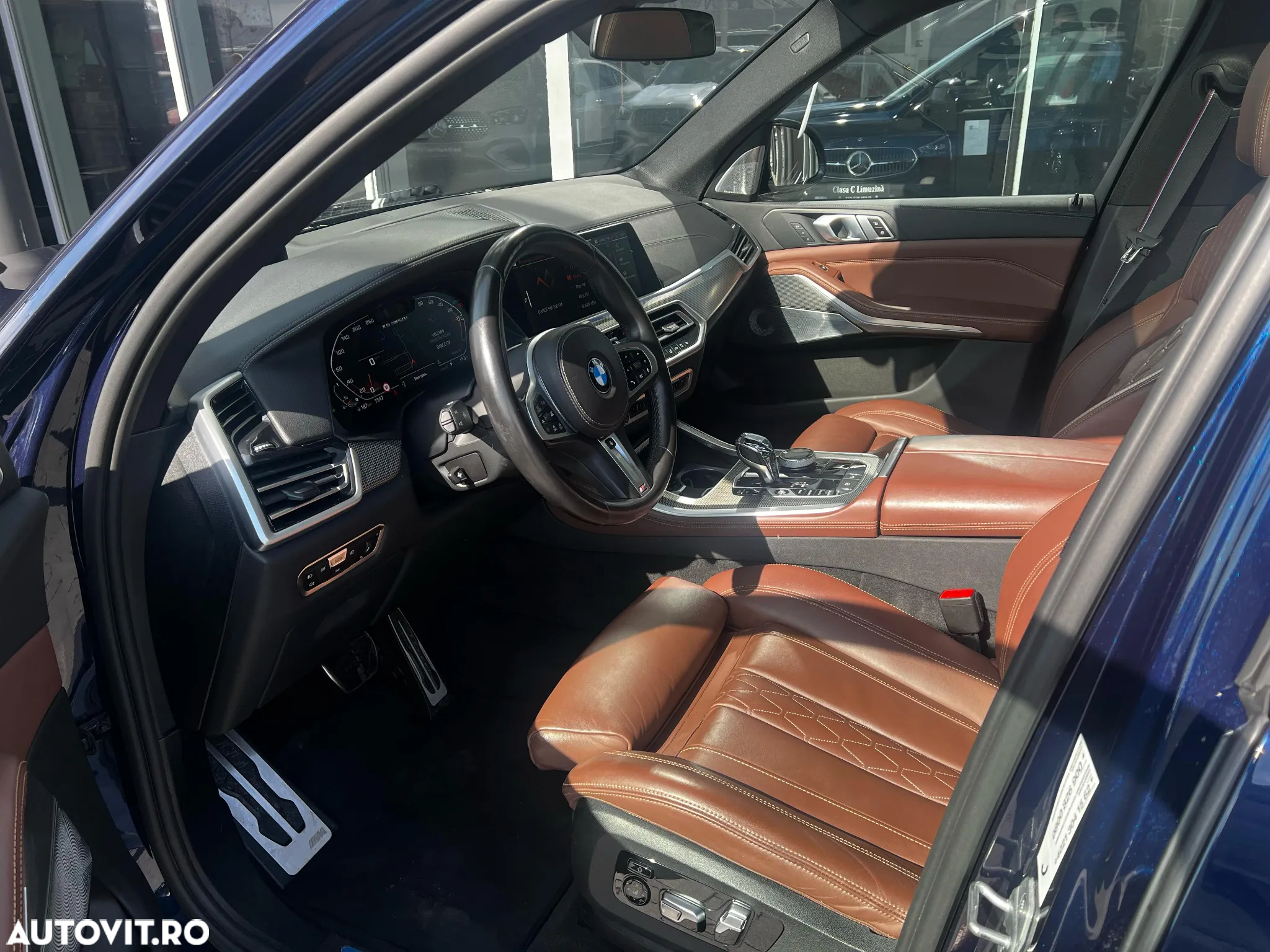 BMW X5 M M50i - 8