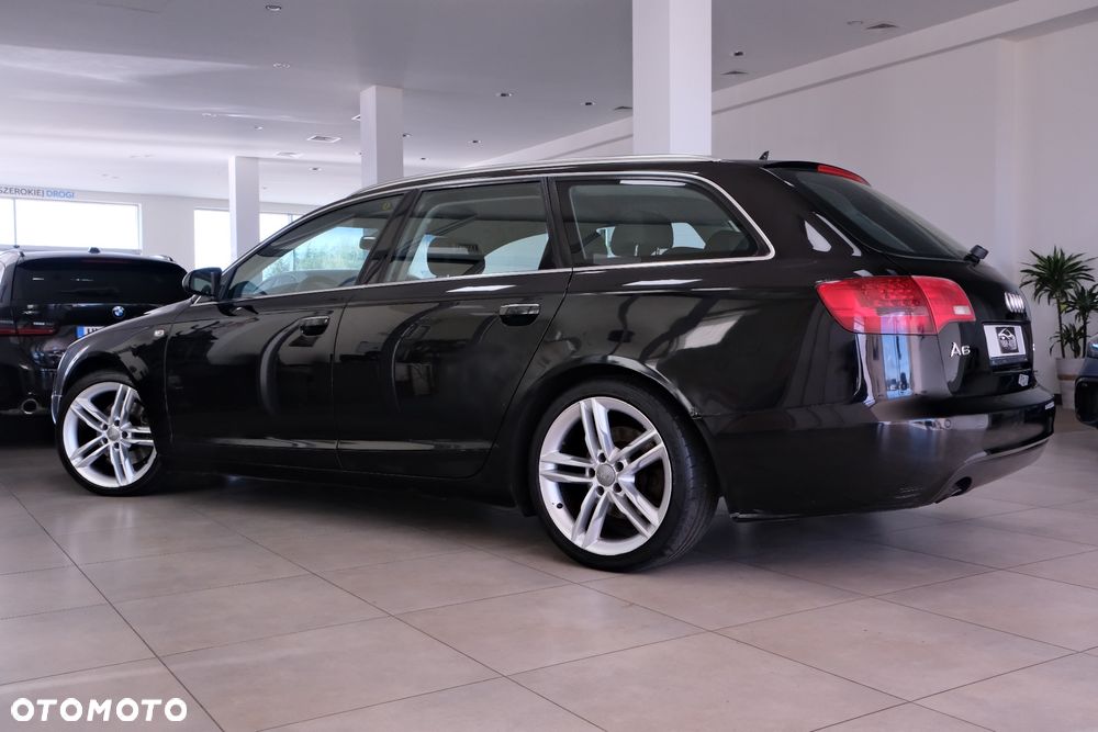 Audi A6 Avant - 13