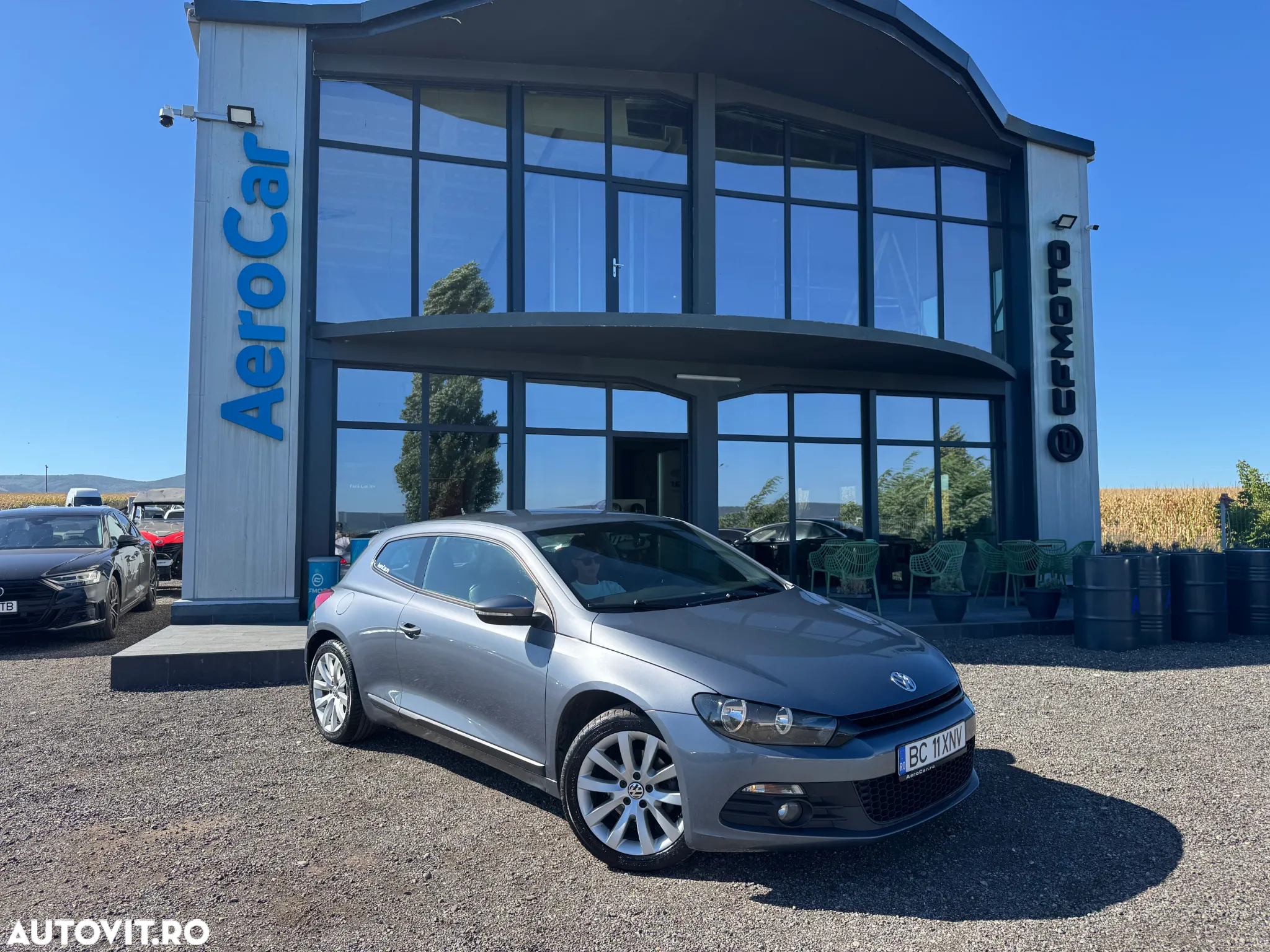 Volkswagen Scirocco 2.0 TDI DPF DSG - 6