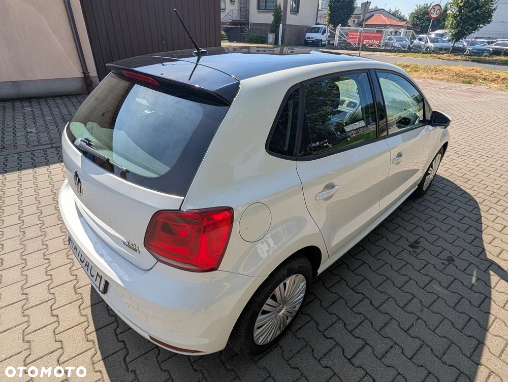 Volkswagen Polo 1.4 TDI (Blue Motion Technology) Comfortline - 18