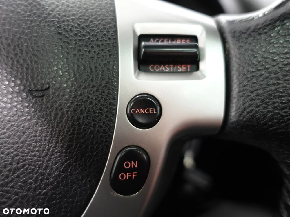 Nissan Qashqai 2.0 4x4 Tekna - 39