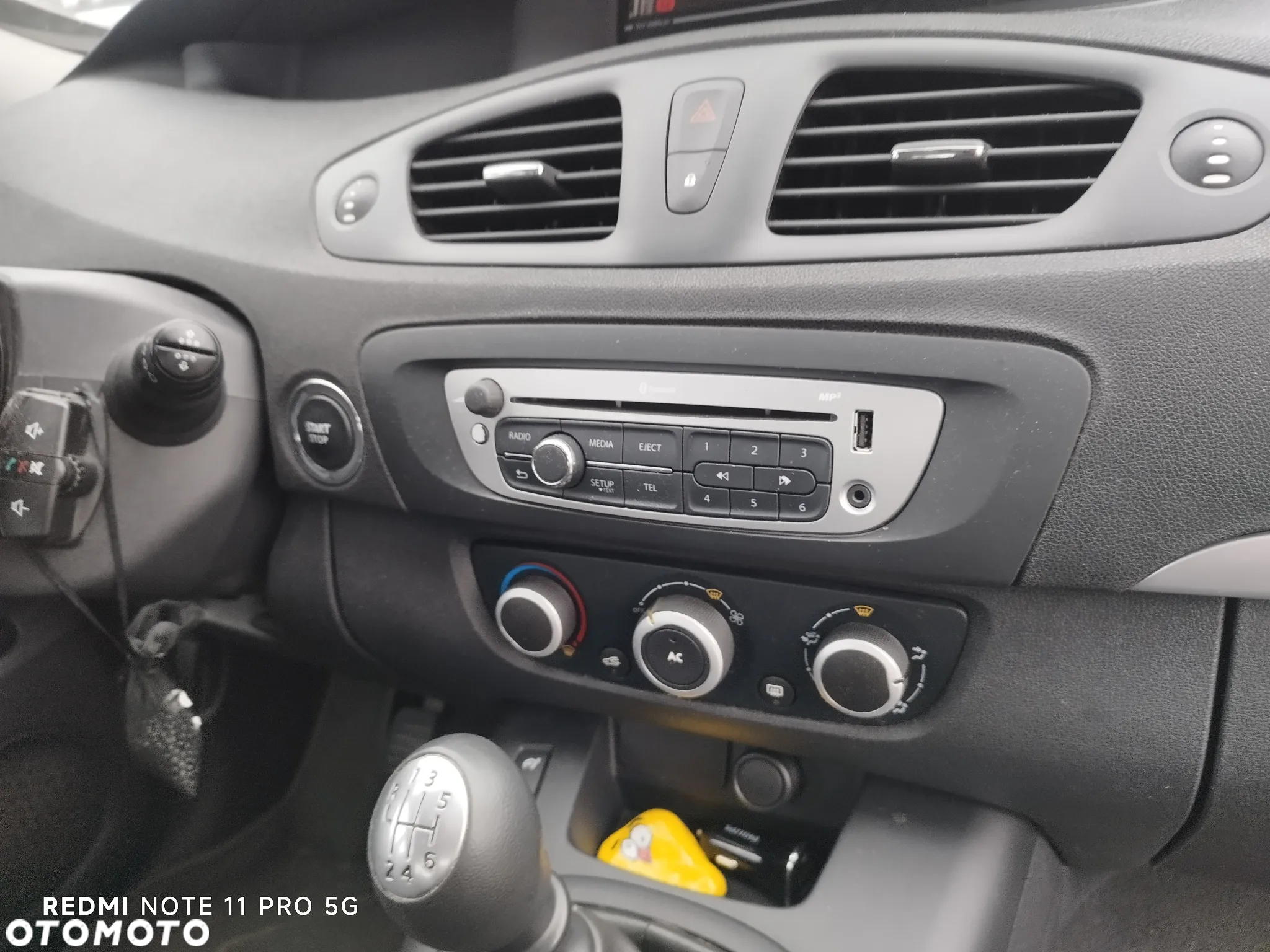 Renault Scenic ENERGY dCi 110 EXPERIENCE - 19