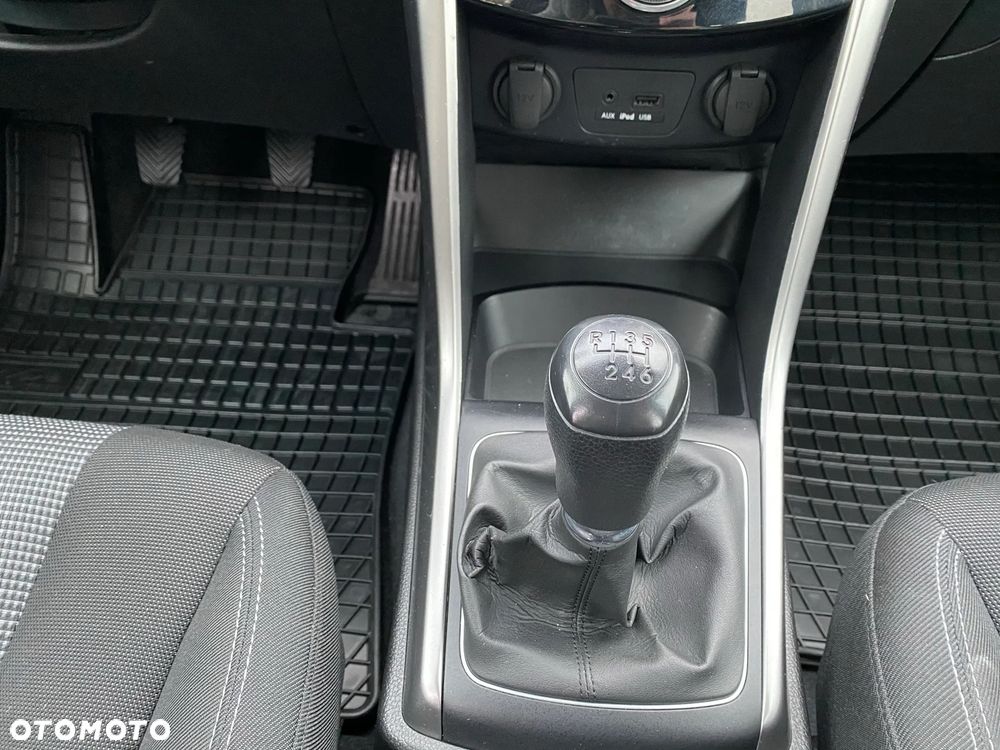 Hyundai i30 - 22