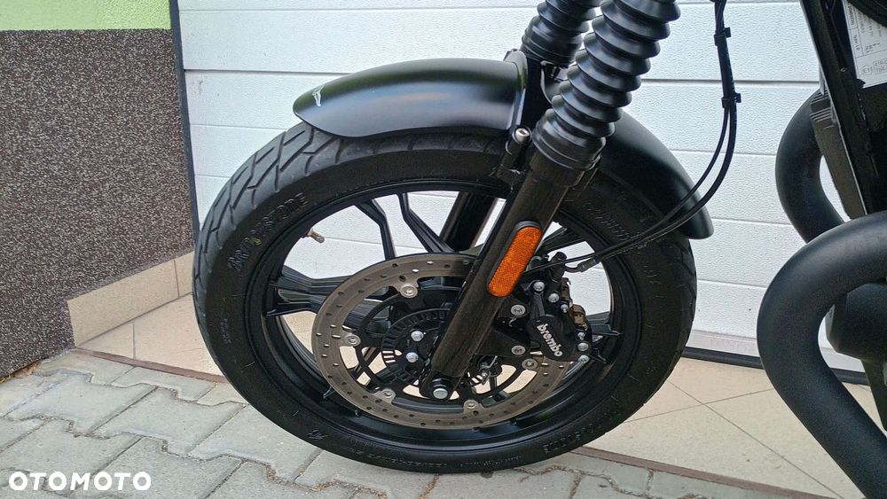 Moto Guzzi V7 - 27