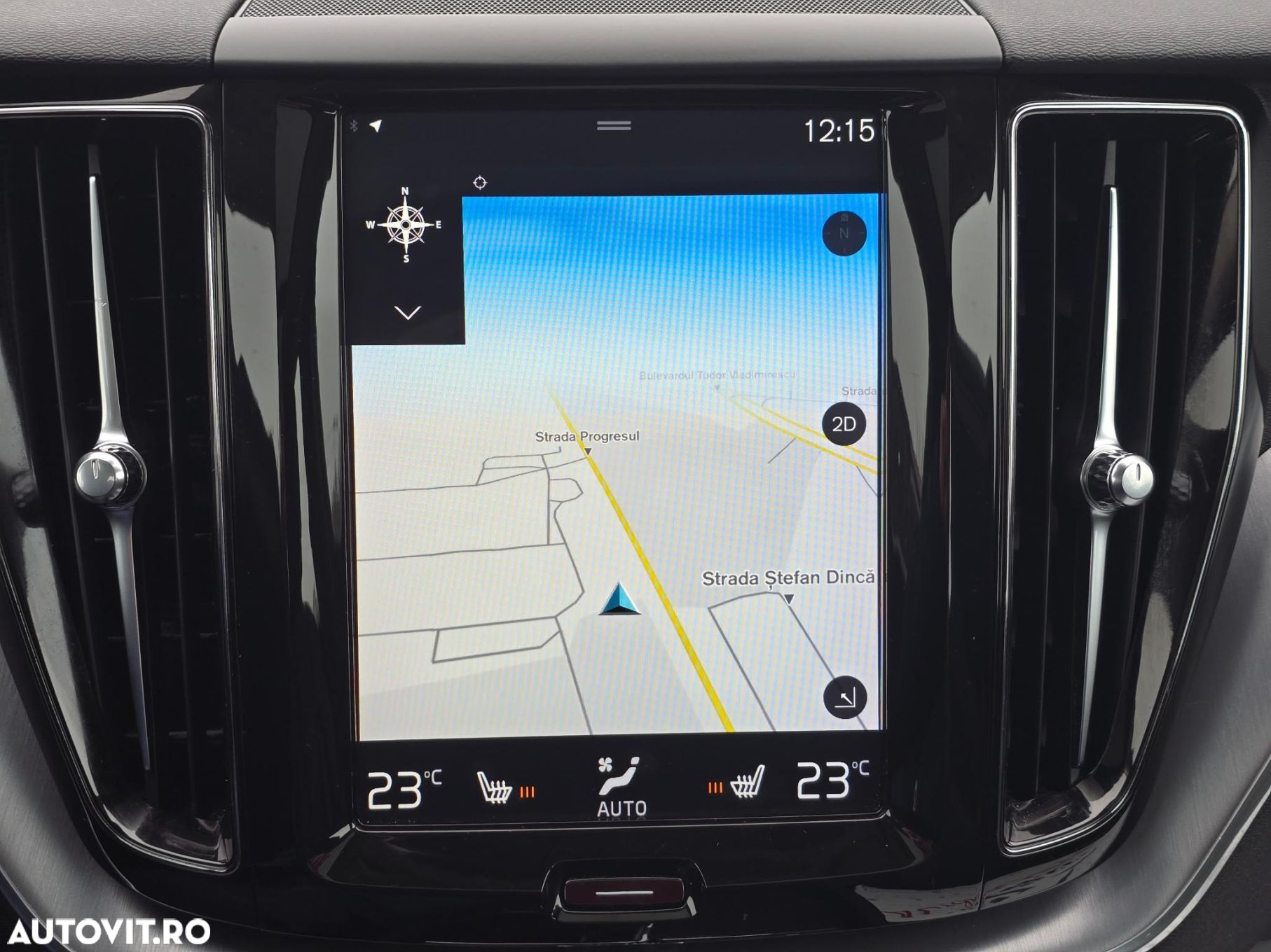 Volvo XC 60 T8 Twin Engine AWD Momentum - 15