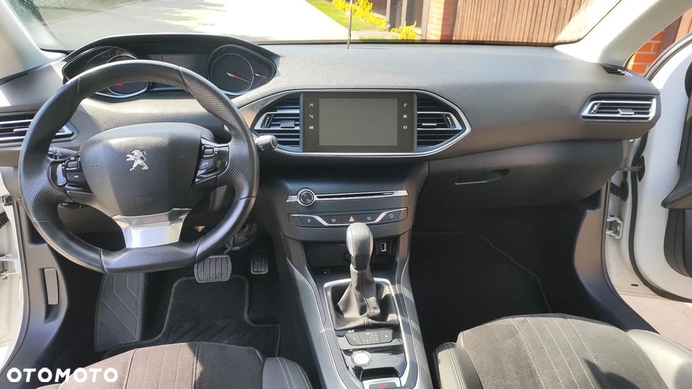 Peugeot 308 BlueHDi 120 EAT6 Stop & Start Allure - 19
