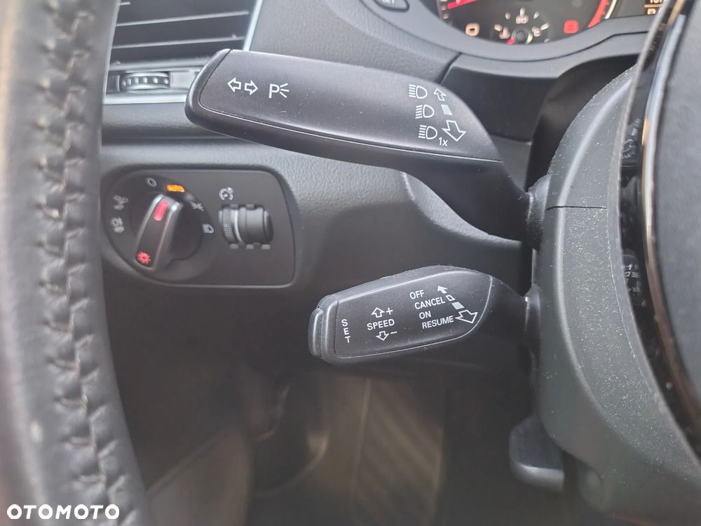 Audi Q3 1.4 TFSI Sport S tronic - 15