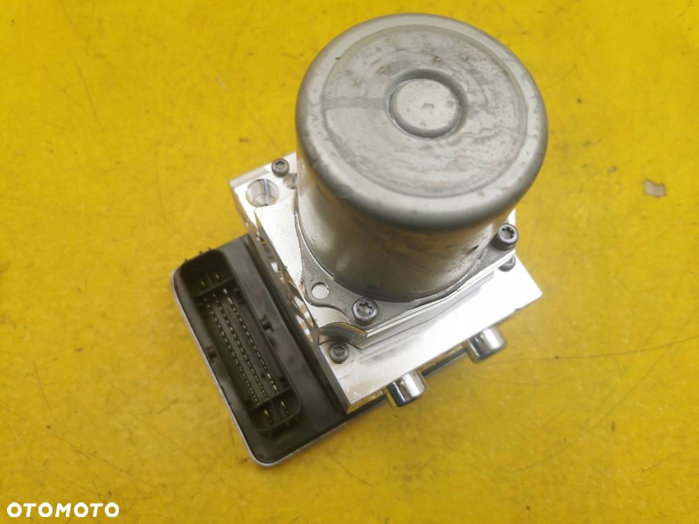 Mercedes-Benz C W205 POMPA ABS A2059005048 - 4