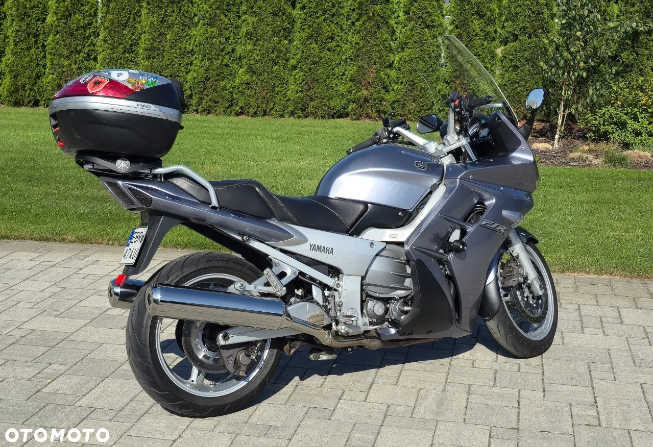 Yamaha FJR - 2