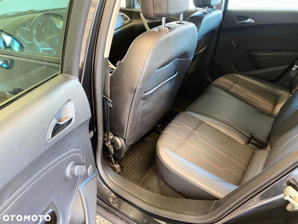 Opel Astra IV 1.7 CDTI Cosmo - 14