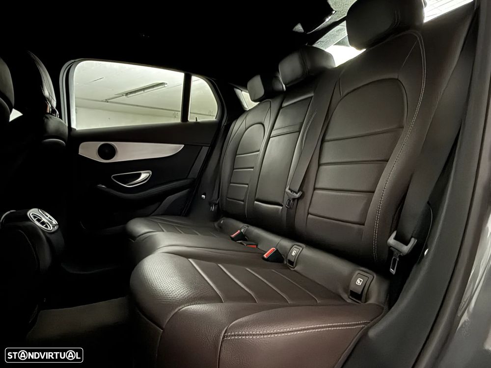 Mercedes-Benz GLC 250 d Coupé AMG Line 4-Matic - 17